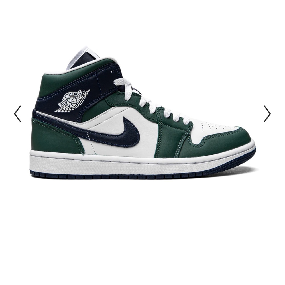 NIB / Nike Air Jordan 1 Mid Top Noble Green / Midnight Navy / White “Seahawks” 7